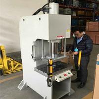 單柱數(shù)控油壓機
